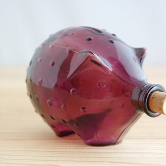 フィンランドで見つけたイノシシのモチーフが可愛いガラス瓶の商品写真