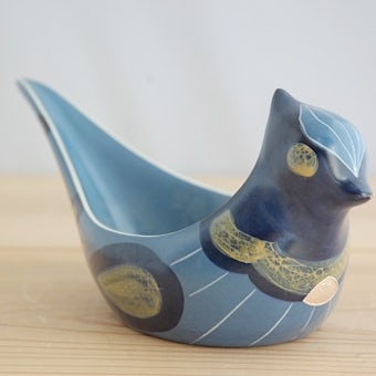 スウェーデンで見つけた鳥モチーフの陶器の器の商品写真