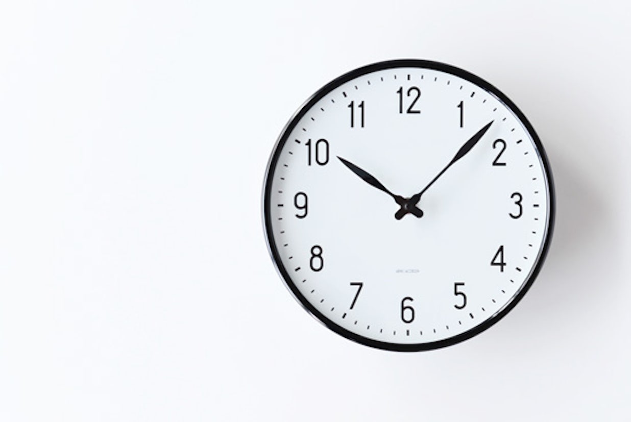 Arne Jacobsen アルネ ヤコブセン Station 壁掛け時計 21cm 北欧 暮らしの道具店 Arne Jacobsen アルネ ヤコブセン Station 壁掛け時計 21cm 北欧 暮らしの道具店