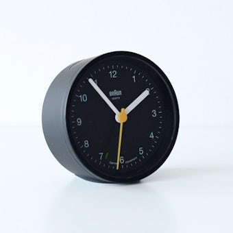 【取扱い終了】BRAUN/ブラウン/丸型/目覚まし時計(ブラック)の商品写真
