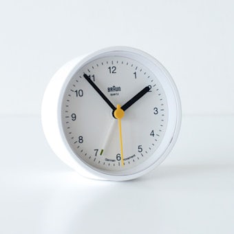 【取扱い終了】BRAUN/ブラウン/丸型/目覚まし時計(ホワイト)の商品写真