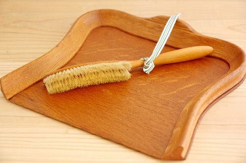 【値下げ】 スウェーデンで見つけたチーク材のちりとり＆ブラシセット その他