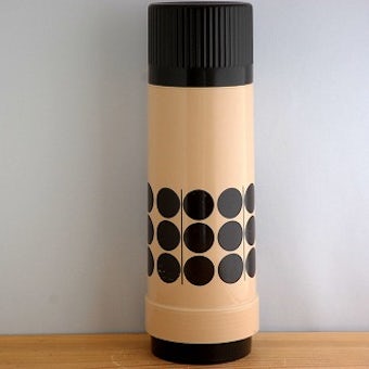 スウェーデンで見つけたプラスティック魔法瓶（ブラウン＆ベージュ）の商品写真