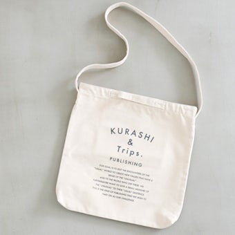 【取扱い終了】KURASHI&Trips PUBLISHING/2WAYショルダーバッグ(オフホワイト×グレー)の商品写真