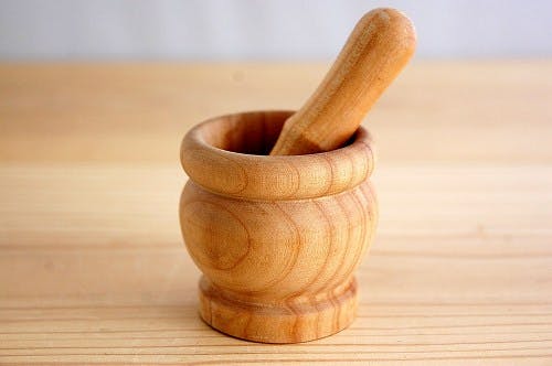 スウェーデンで見つけた木製スパイスすり鉢セット - 北欧、暮らしの道具店