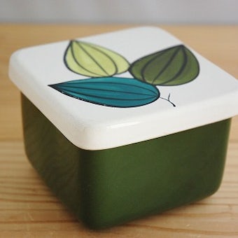スウェーデンで見つけたバターケース（グリーン葉っぱ）の商品写真