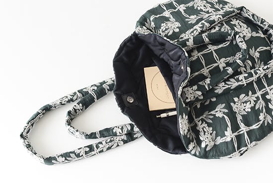 超レア新品!!(定価135000)バックラッシュ・シルクスカジャン／GREEN 中古・古着通販】GUCCI (グッチ) タイガースカジャン ネイビー