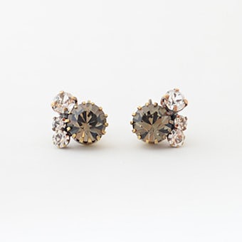 【取扱い終了】petite robe noire/プティローブノアー/スワロフスキー×ガラス イヤリングの商品写真