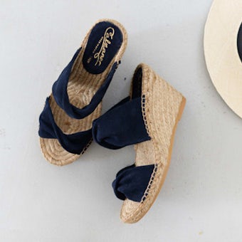 【取扱い終了】CALZANOR/ツイストストラップ/ウェッジソールサンダル(ネイビー・37サイズ)の商品写真