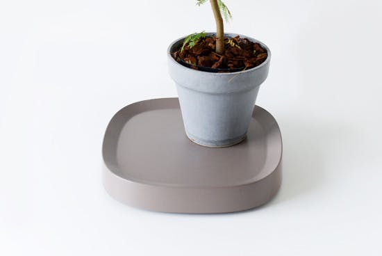 tidy / キャスター付き鉢皿 / ブラウンの商品写真