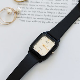 【取扱い終了】CASIO/腕時計/スクエアフェイス/スモール（シルバー）の商品写真