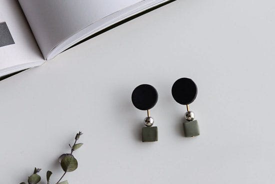 【在庫限り取り扱い終了】piii accessory/ピィ アクセサリー/アポロ/イヤリング(ブラック)の商品写真