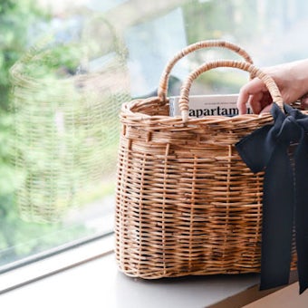 【取扱終了】「たっぷり荷物も、すっぽり可愛く」リボン付き よくばりかごバッグ/KURASHI&Trips PUBLISHINGの商品写真