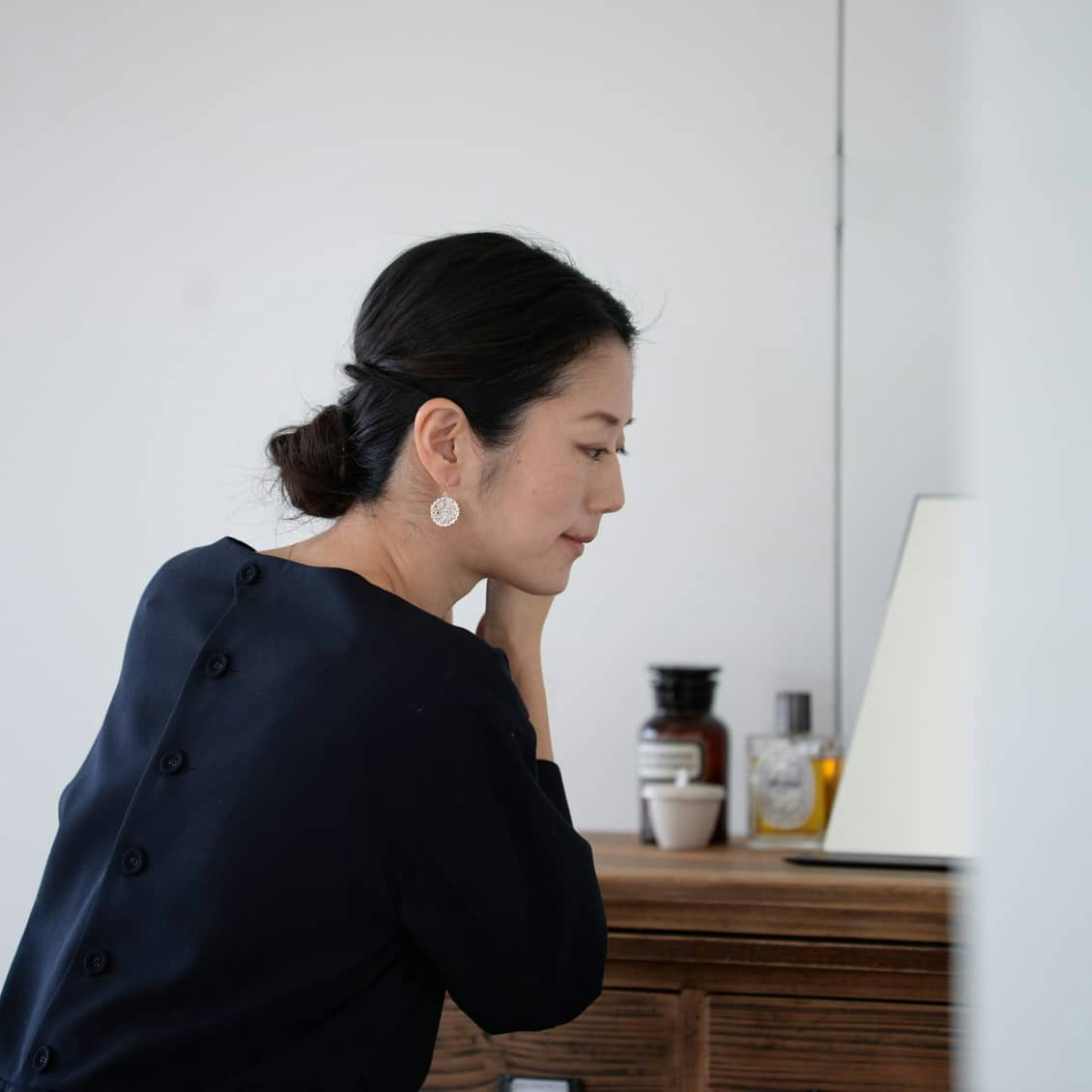 当店別注!】フラワーレースのゆれるピアス イヤリング/ KAORU 当店別注!】フラワーレースのゆれるピアス イヤリング/ KAORU