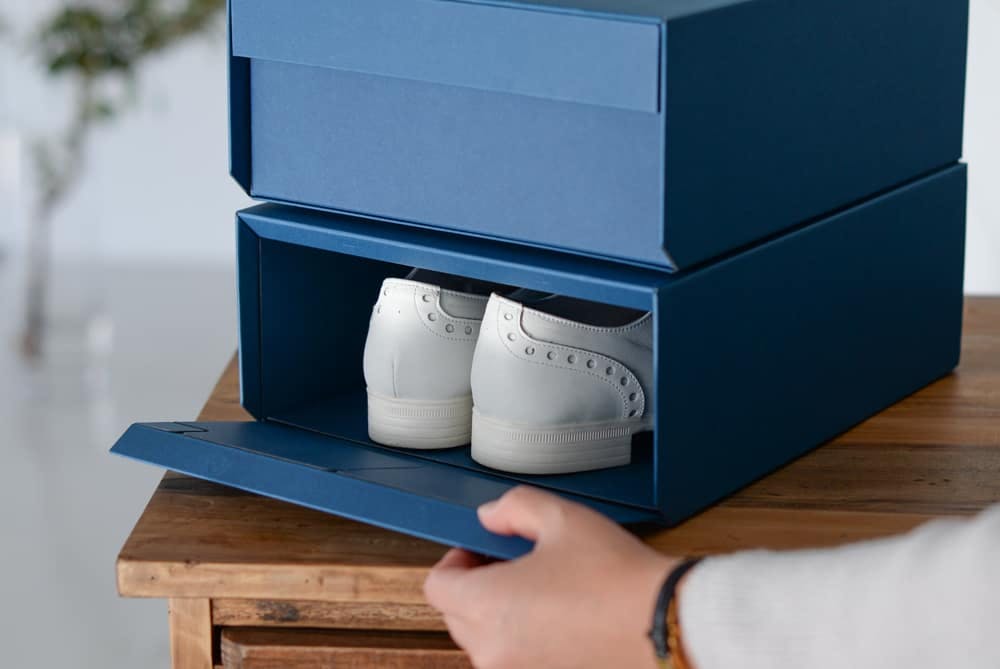 【取り扱い終了】「お気に入りの玄関、つくろう」重ねたまま取り出せるシューズボックス（Mサイズ）/KURASHI&Trips PUBLISHINGの商品写真