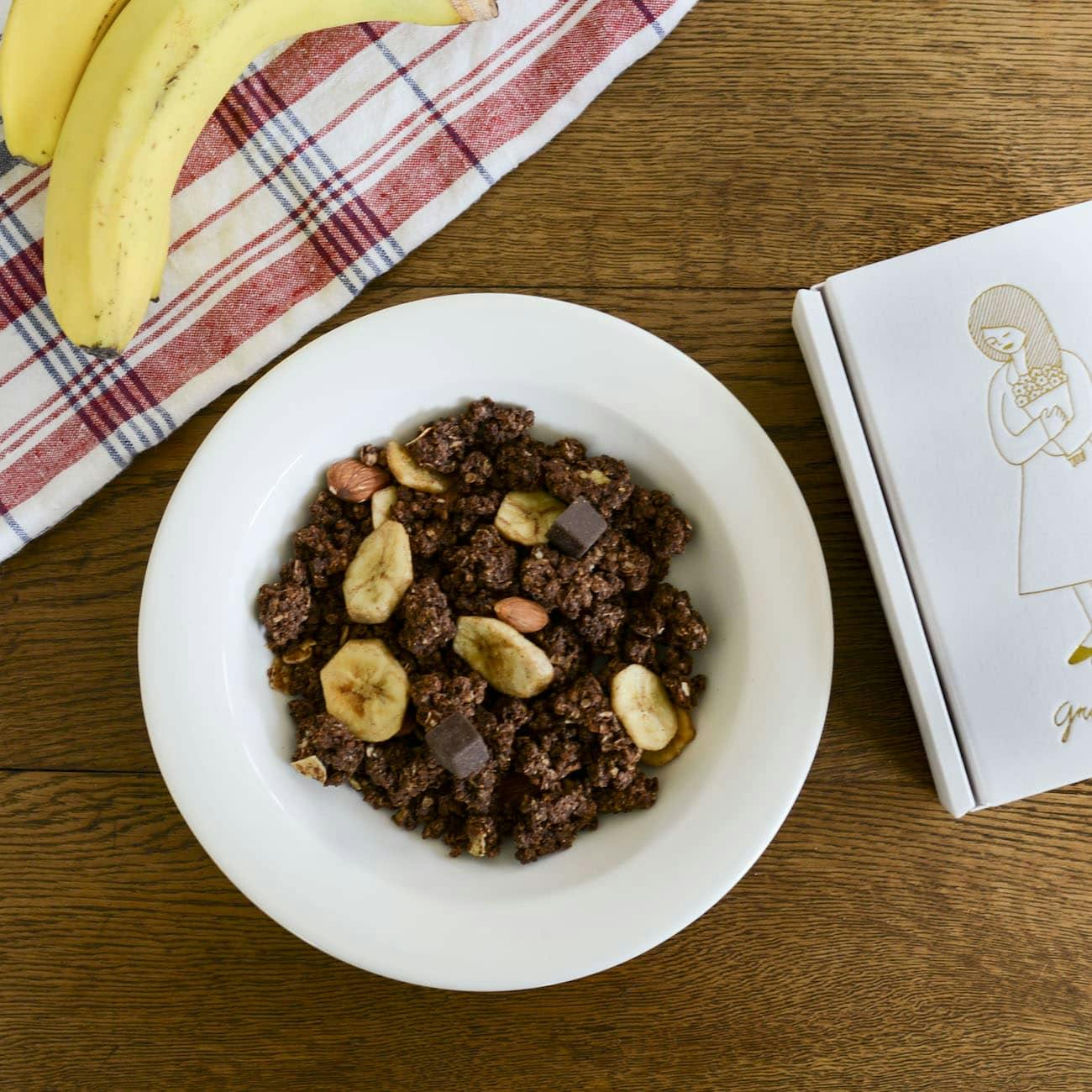 チョコとバナナのグラノーラ Oyatsuya Sun 北欧 暮らしの道具店