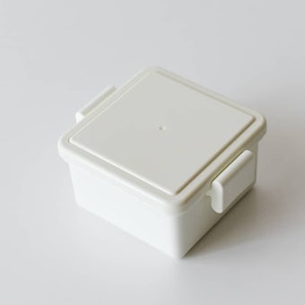 フタが保冷剤になるランチボックス/220ml/ホワイトの商品写真