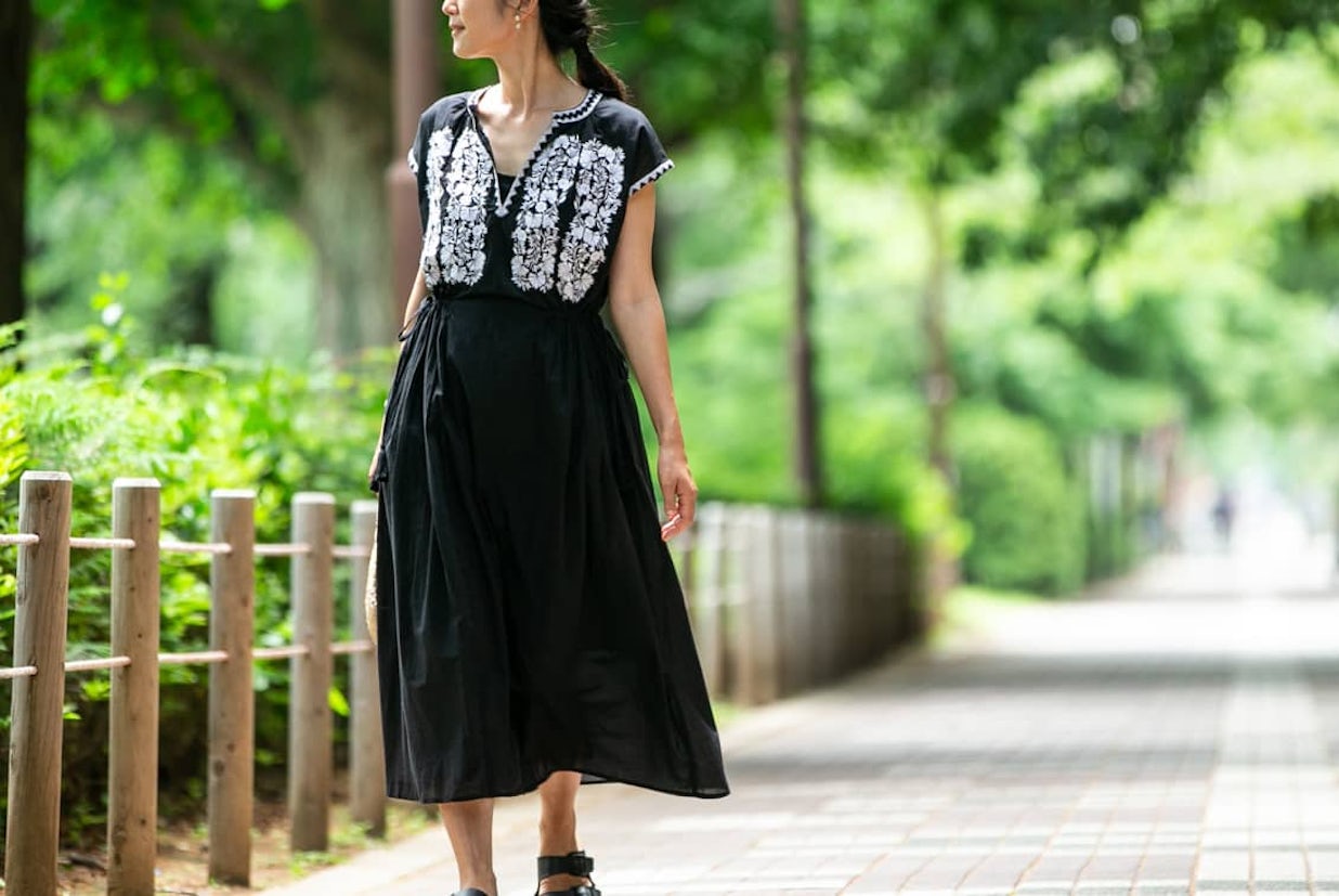 取り扱い終了 Ne Quittez Pas ヌキテパ フラワー刺繍ワンピース 北欧 暮らしの道具店 取り扱い終了 Ne Quittez Pas ヌキテパ フラワー刺繍ワンピース 北欧 暮らしの道具店