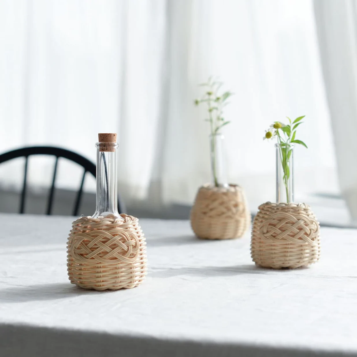 在庫限り取り扱い終了 Yoshiko フラワーベース 丸底フラスコ 北欧 暮らしの道具店 在庫限り取り扱い終了 Yoshiko フラワーベース 丸底フラスコ 北欧 暮らしの道具店