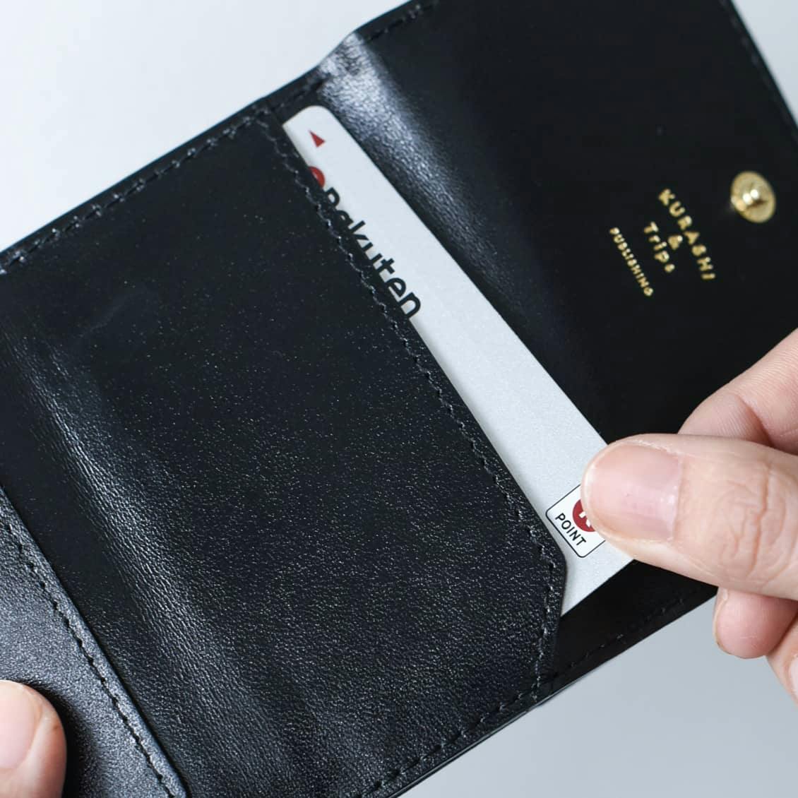 手のひらサイズの本革財布 ブラック /KURASHI&Trips