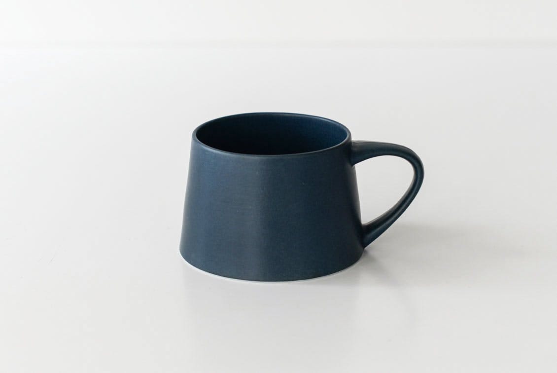 KANEAKI SAKAI POTTERY/カネアキサカイポタリー/美濃焼/マグ 260ml（ネイビー）の商品写真