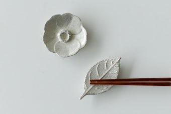 nakagawa kumiko / ツバキの箸置きの商品写真