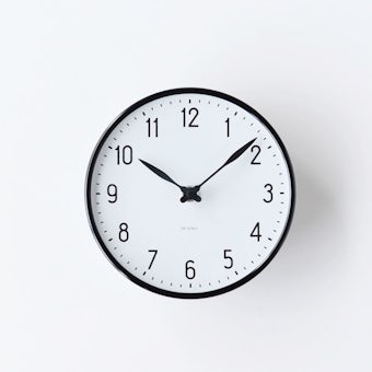 ARNE JACOBSEN/アルネ・ヤコブセン/STATION/壁掛け時計(16cm)の商品写真