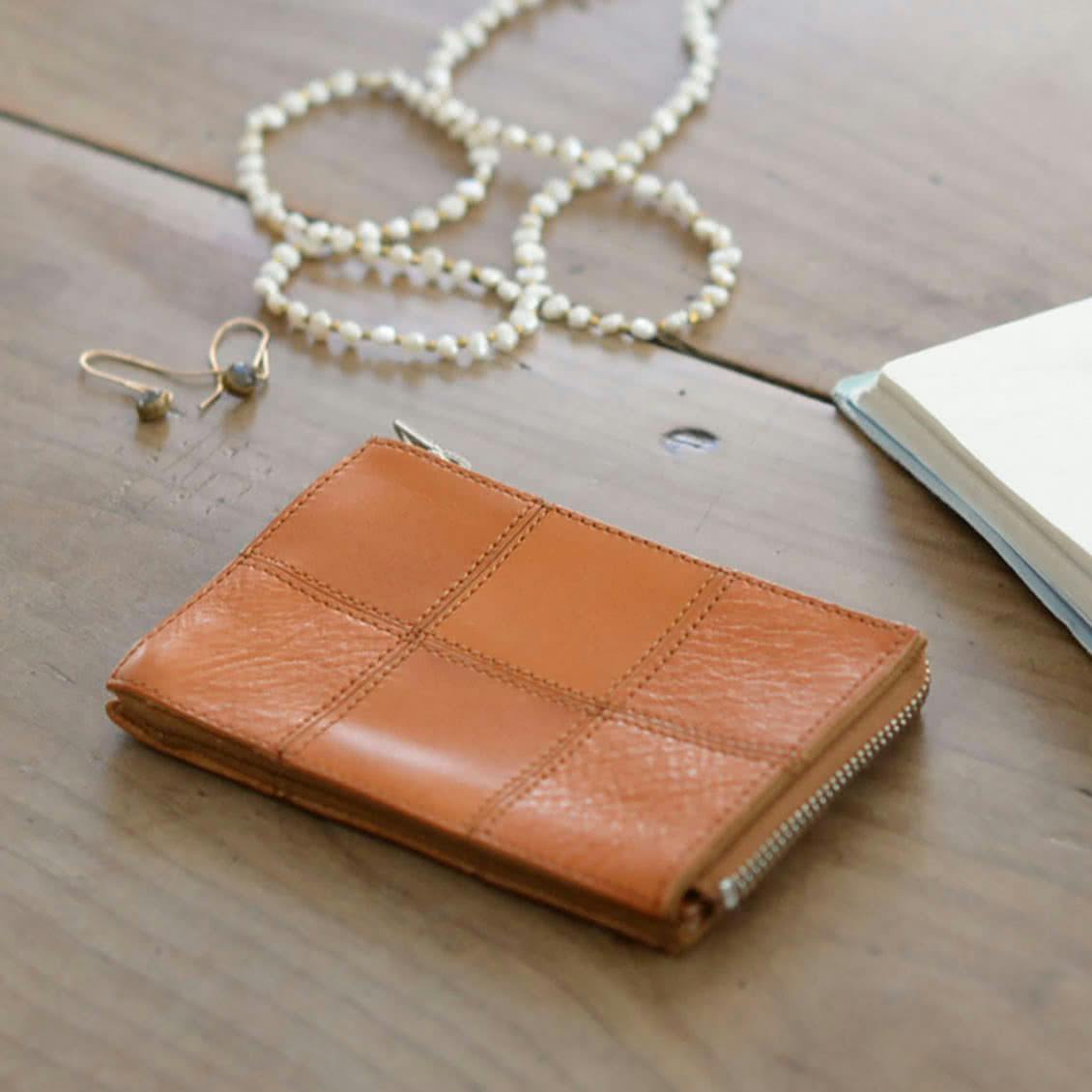 yes/イエス/スクエア/カードケース（キャメル）の商品写真