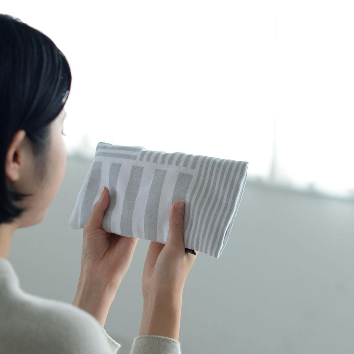 KLIPPAN/クリッパン/ アイピロー（グレー）の商品写真