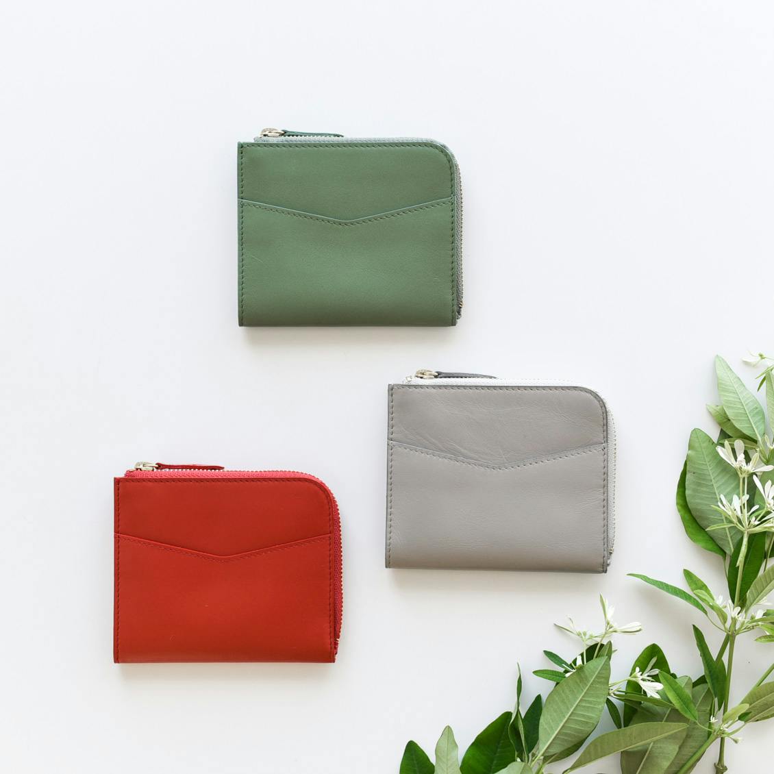 スリムに見えて収納上手 L字ファスナーのミニ財布 北欧 暮らしの道具店