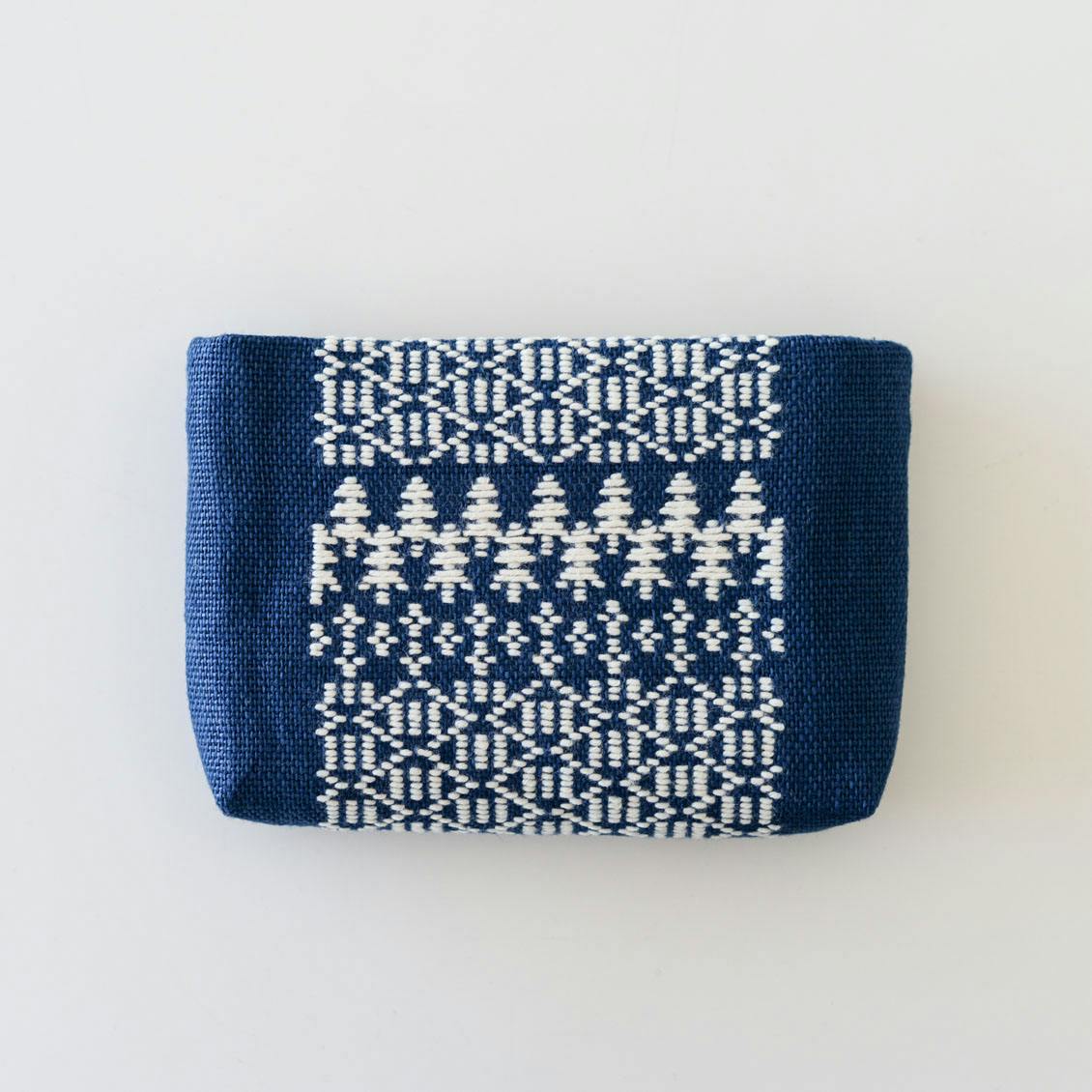 北欧暮らしの道具店　こぎん刺しポーチ