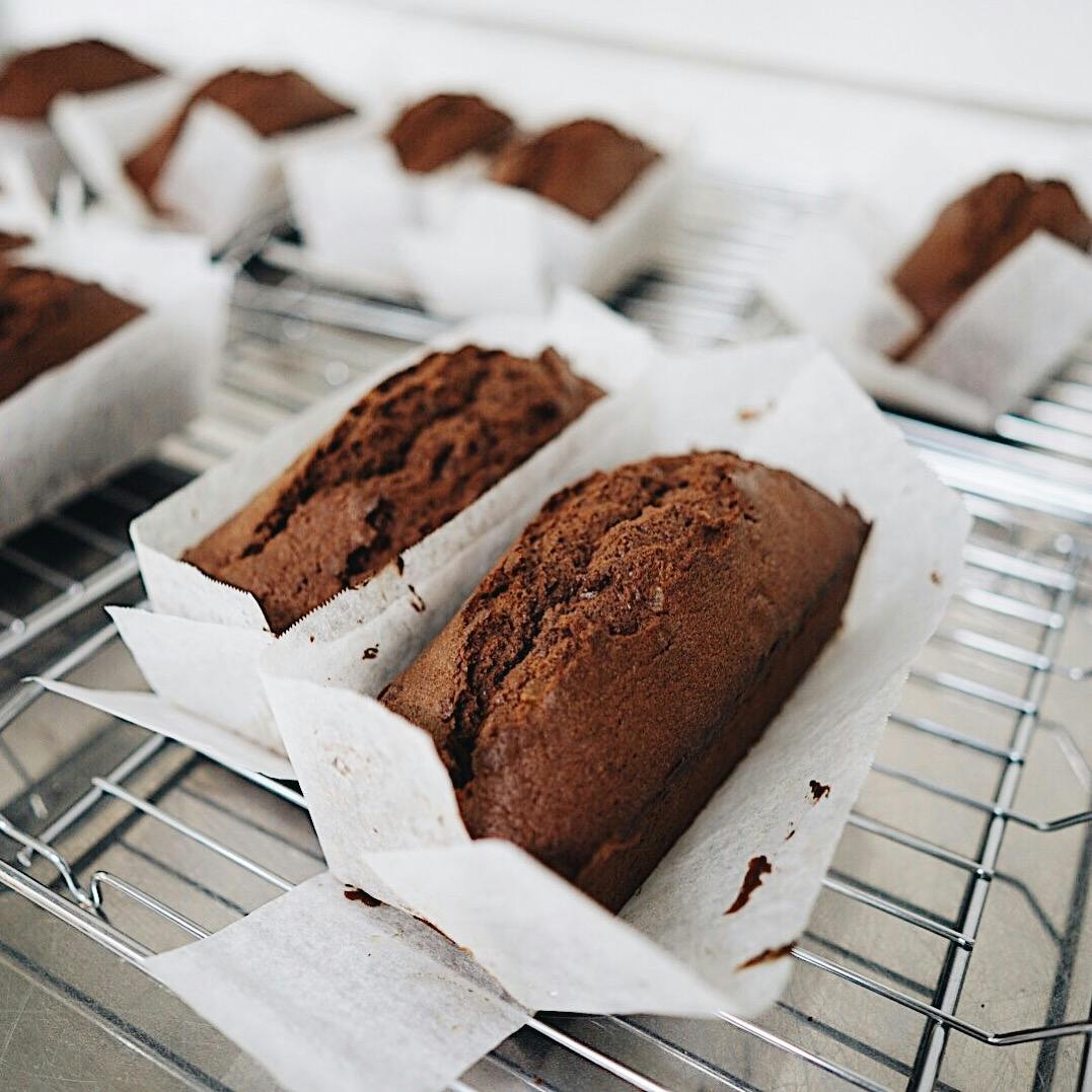 お一人様3個まで オレンジピールの入った特別なチョコレートケーキ Oyatsuya Sun 北欧 暮らしの道具店