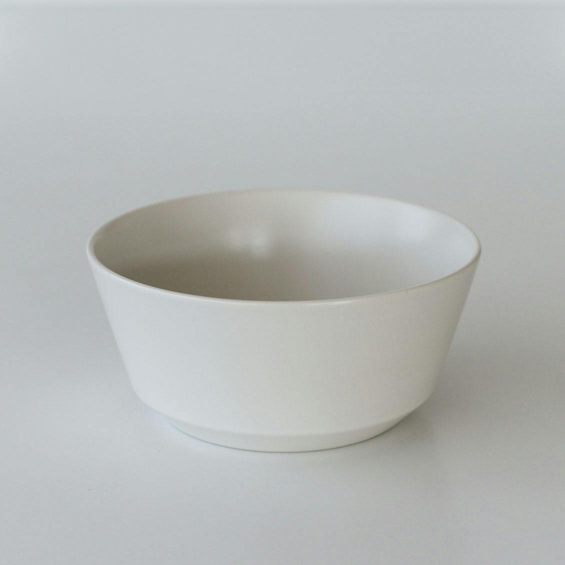 【取り扱い終了】「平日夜のわたしの味方」パパっと丼ものも引き立つボウル（15.5cm）/ オフホワイトの商品写真