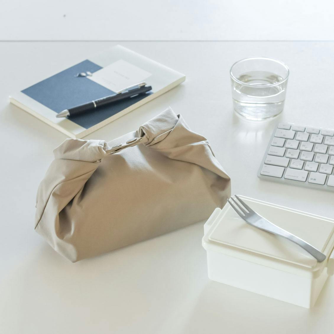 私に寄りそうお弁当生活」2WAY保冷ランチバッグ - 北欧、暮らしの道具店