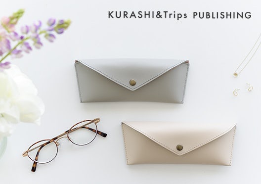 KURASHI&Trips PUBLISHING / メガネケースの画像