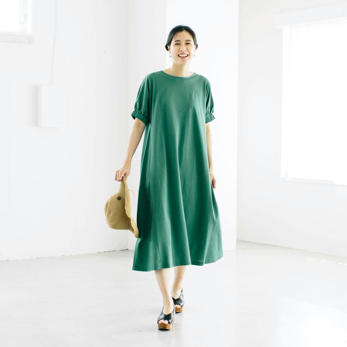 夏の装い心地よく ふんわり袖のカットソーワンピース 北欧 暮らしの道具店