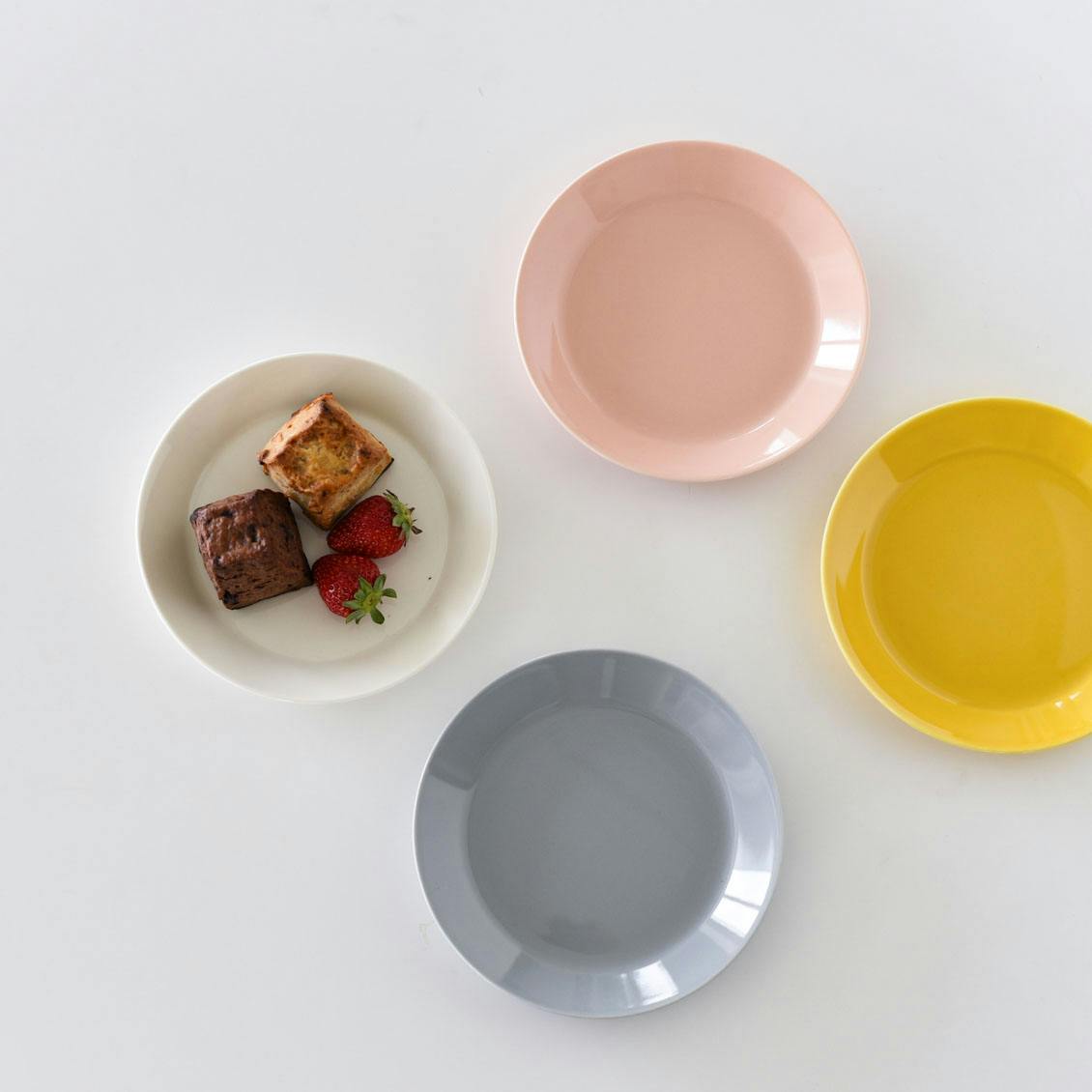 iittala / Teema / ティーマ / プレート（17cm） - 北欧、暮らしの道具店