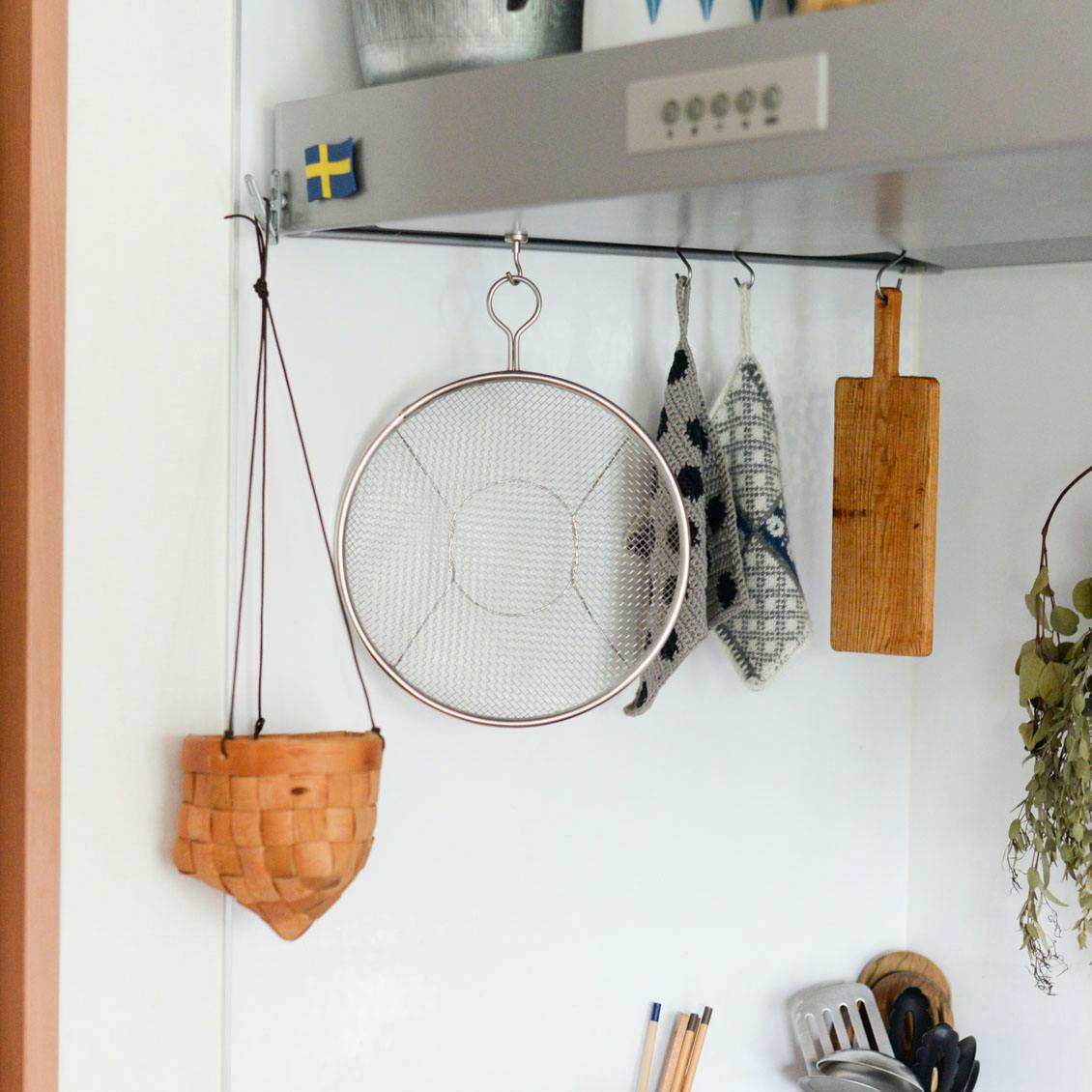 持ち手付きステンレス盆ざる / 24cmの商品写真