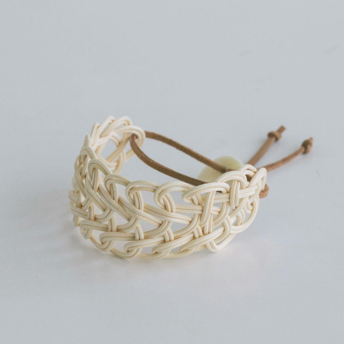 neulo / 籐のバングル （葉っぱ）の商品写真