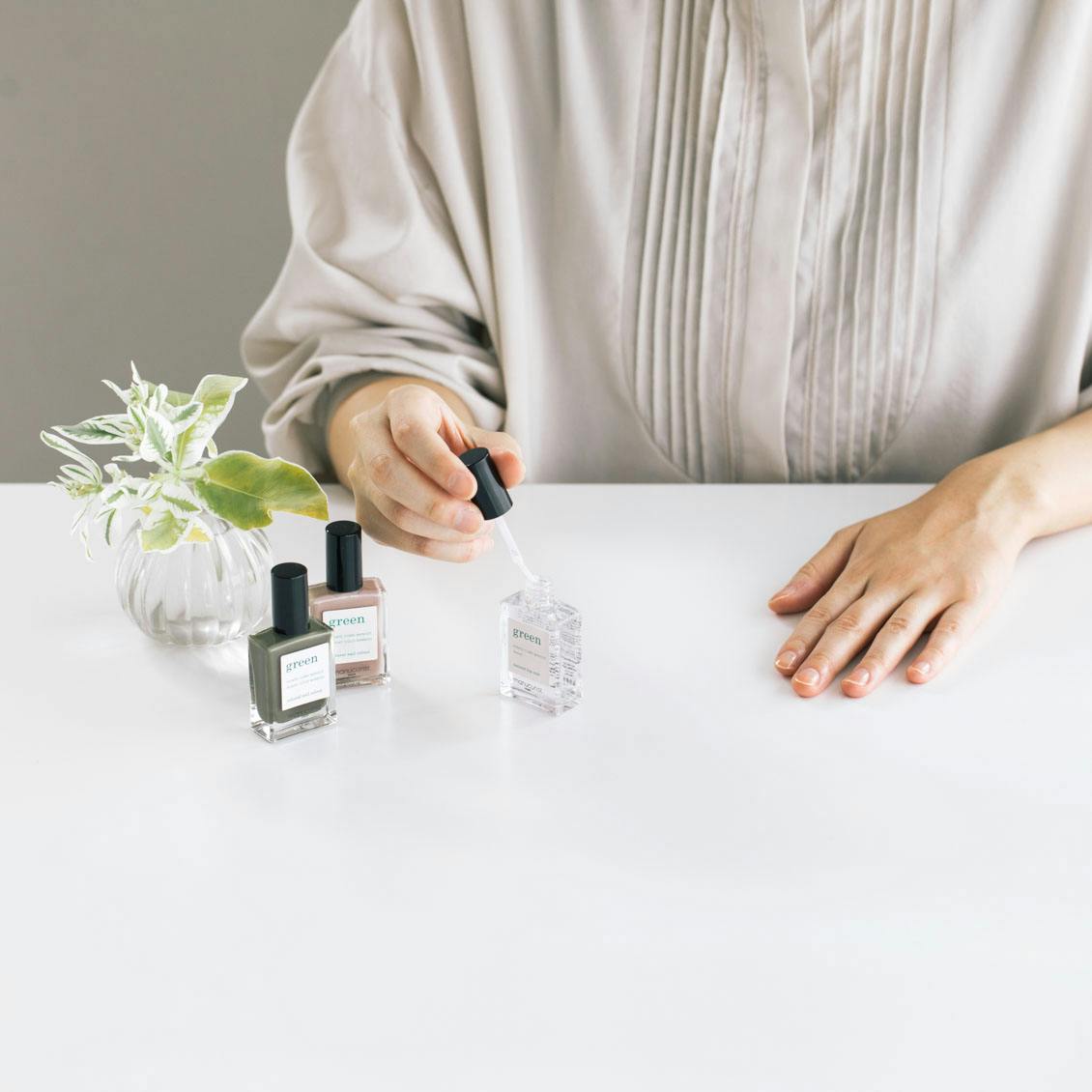 マニキュリストgreen リムーバー オールインワン2本　manucurist ベース、トップコート、リムーバー - green | manucurist
