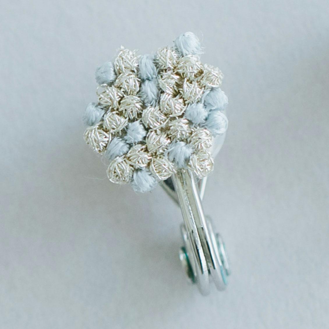 イヤリング（シルバー×グレー）