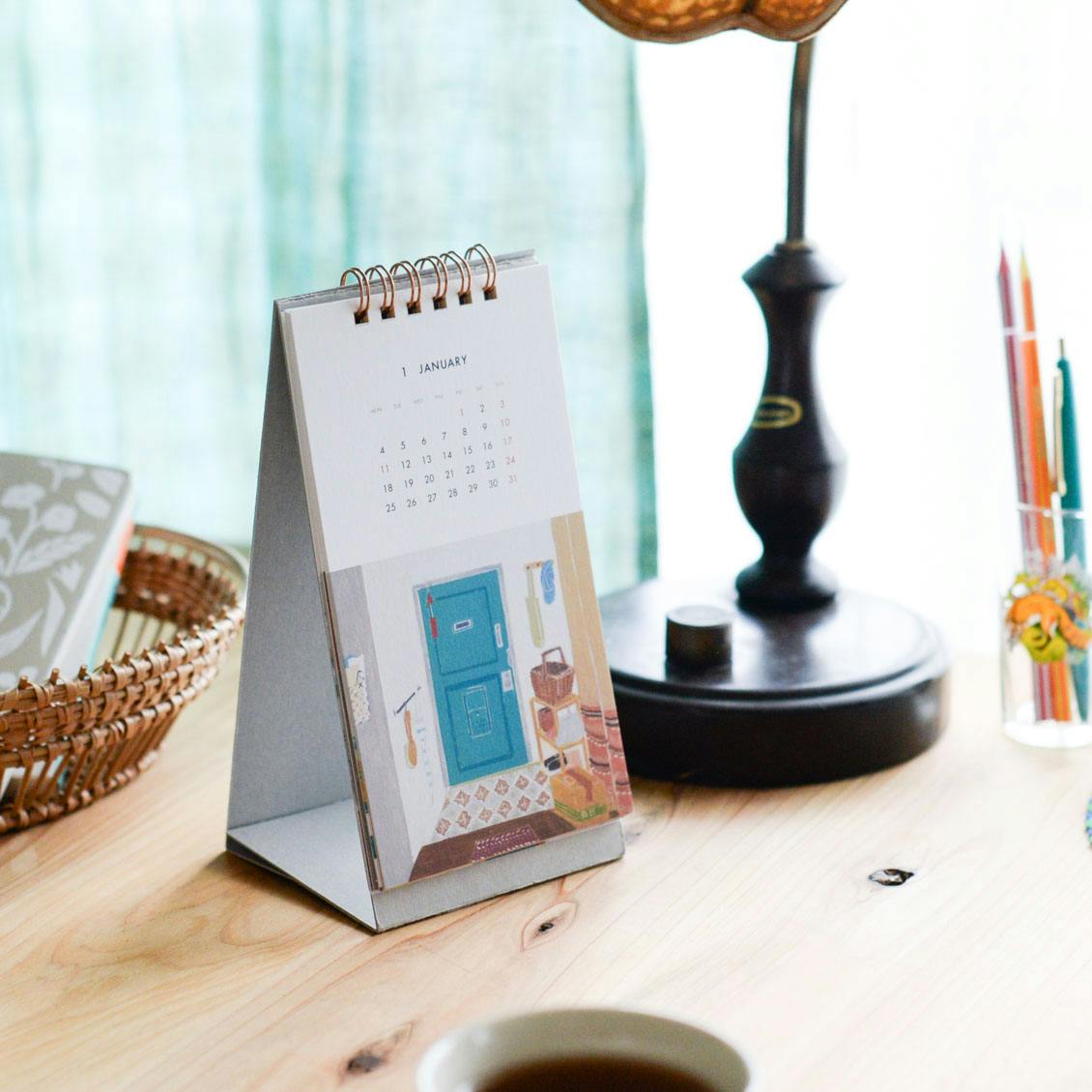 【取り扱い終了】「ひとりごとエプロン」卓上カレンダー2021の商品写真