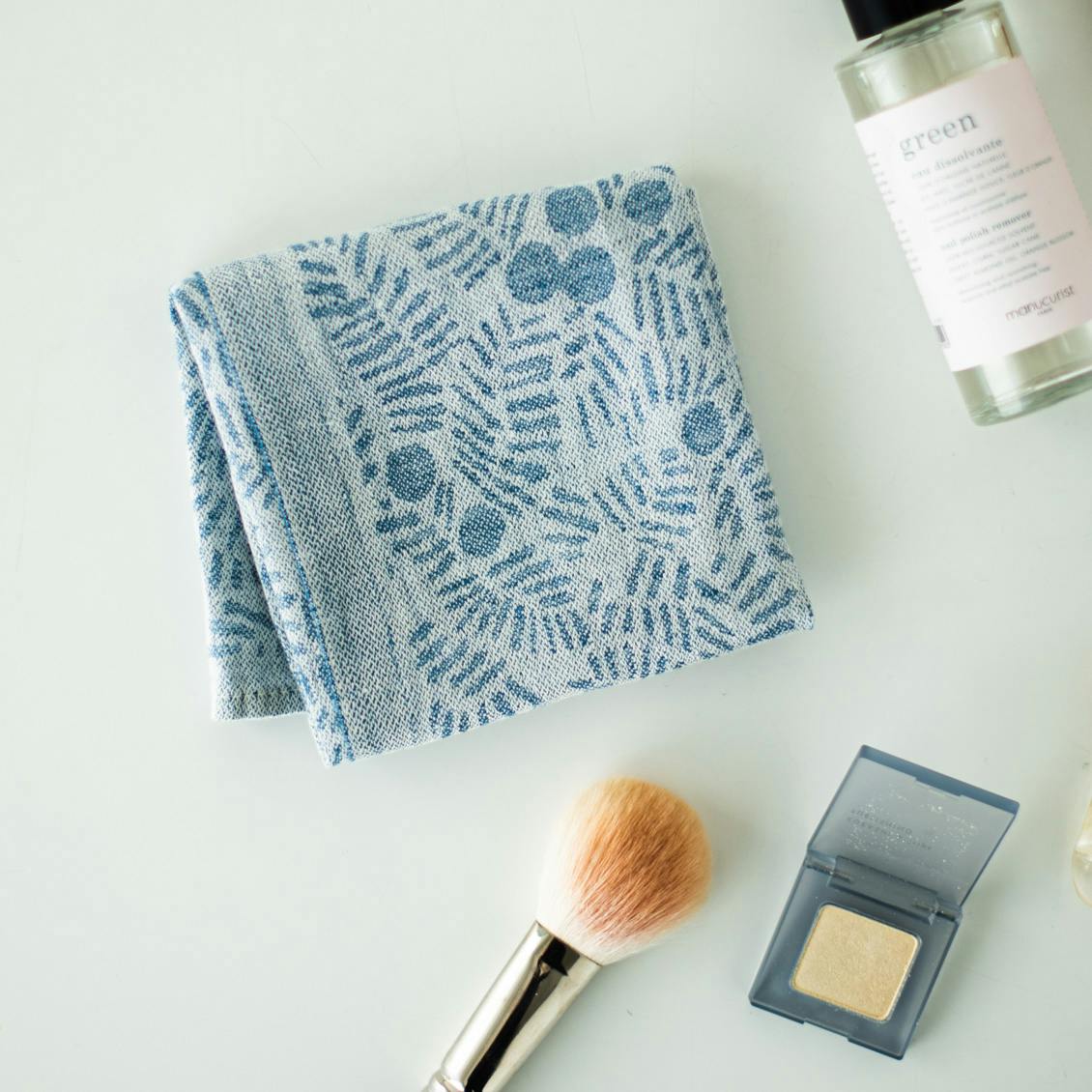 LAPUAN KANKURIT / ラプアン カンクリ / リネンハンカチ / KATAJANMARJA（ジュニパーベリー）の商品写真