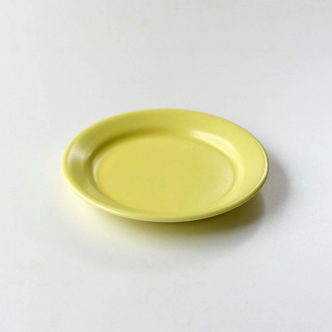 【取り扱い終了】「平日夜のわたしの味方」小皿（イエロー）の商品写真