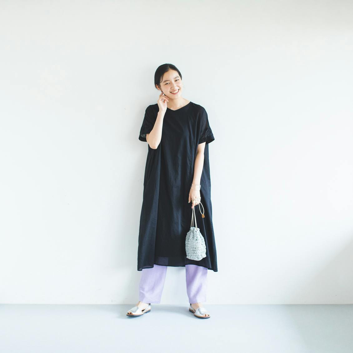 好評 袖口刺繍のvネックワンピース 北欧暮らしの道具店 ランキング１位受賞 Sajawatofficial Com