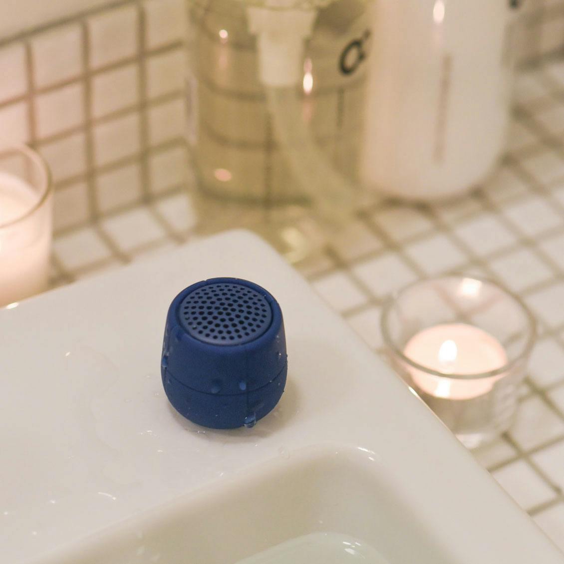 オーデマピゲ×LEXON Bluetoothスピーカーセット　非売品 Lexon Mino＋ ワイヤレスチャージング スピーカー ピンク(ピンク
