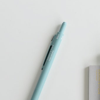 【在庫限り取り扱い終了】「わたし時間のおともに」スリムな3色ボールペン / ブルーグリーンの商品写真