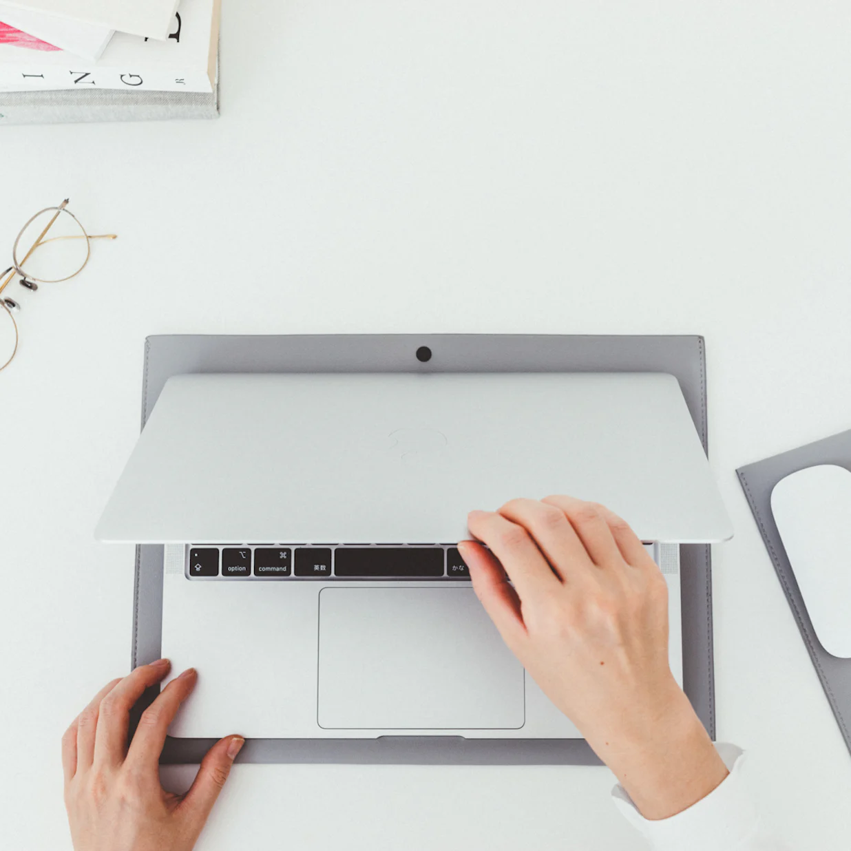 Normally スリーブケース L Pc用 北欧 暮らしの道具店 Normally スリーブケース L Pc用 北欧 暮らしの道具店