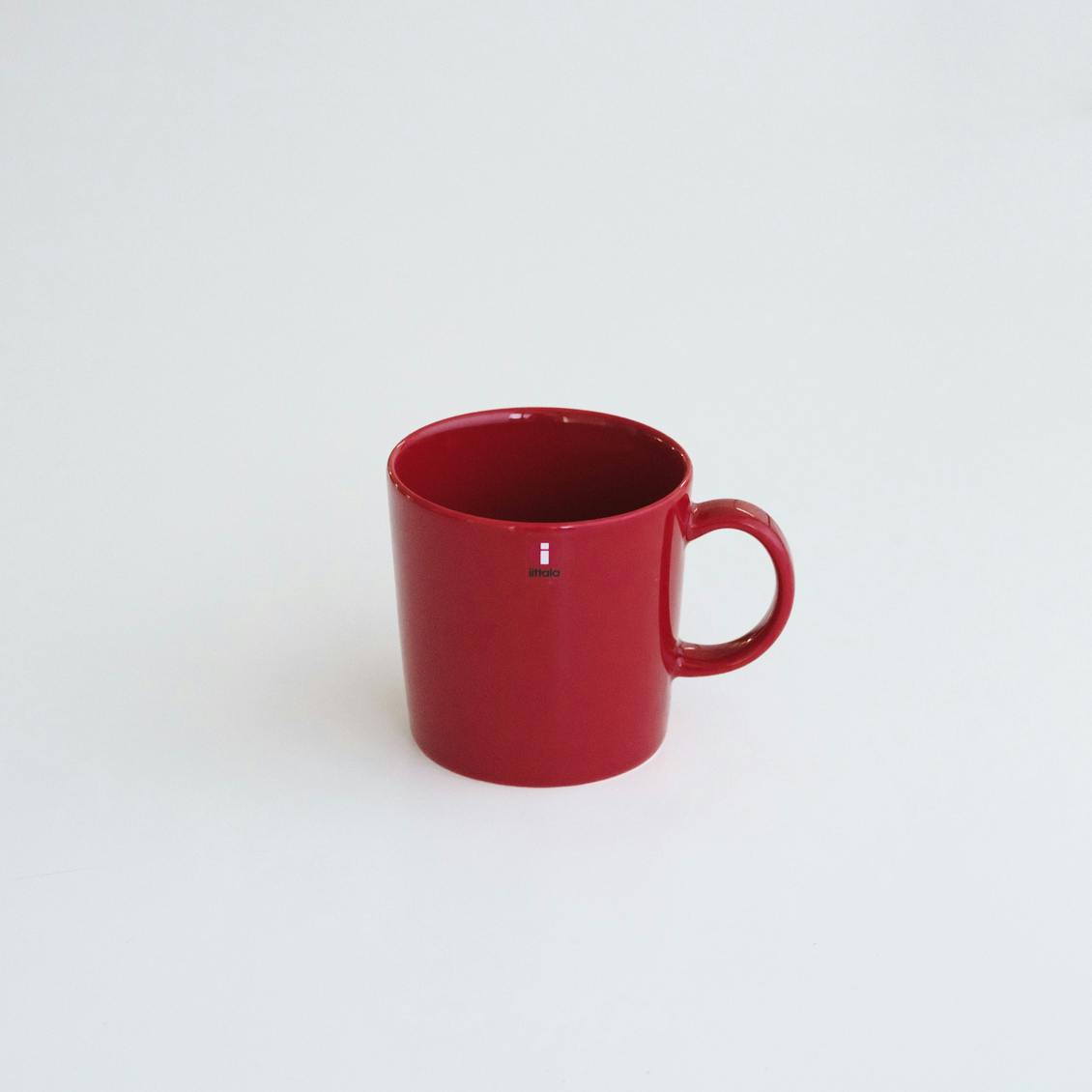 【季節限定】iittala / Teema / ティーマ / マグ / 300ml / レッド - 北欧