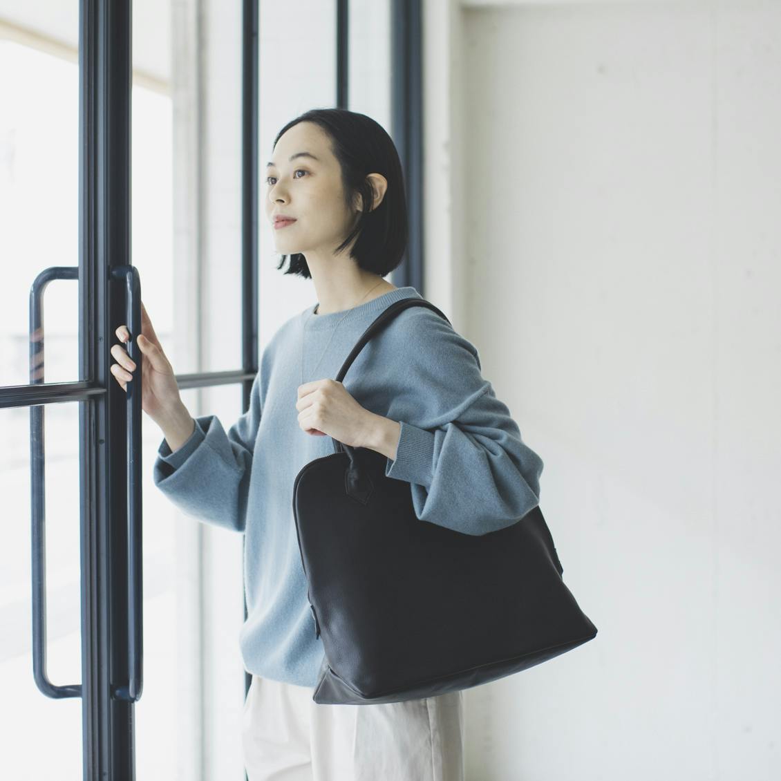 CLASKA  THE FACTORY / レザートートバッグ / Silva Tote Bag Leather noir - 北欧、暮らしの道具店